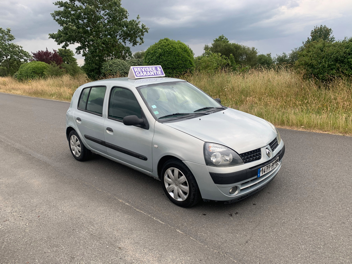 RENAULT Clio 1.5 dci  80CV  161828KM 1ER MAIN