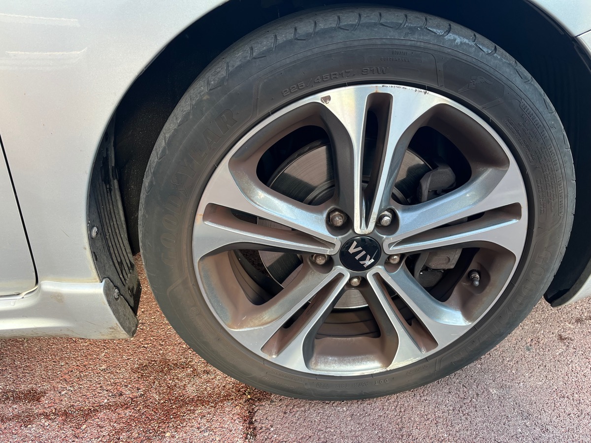 Kia Ceed 1.6 CRDI 136 CV / GT LINE / Caméra de recul / GPS / Jantes
