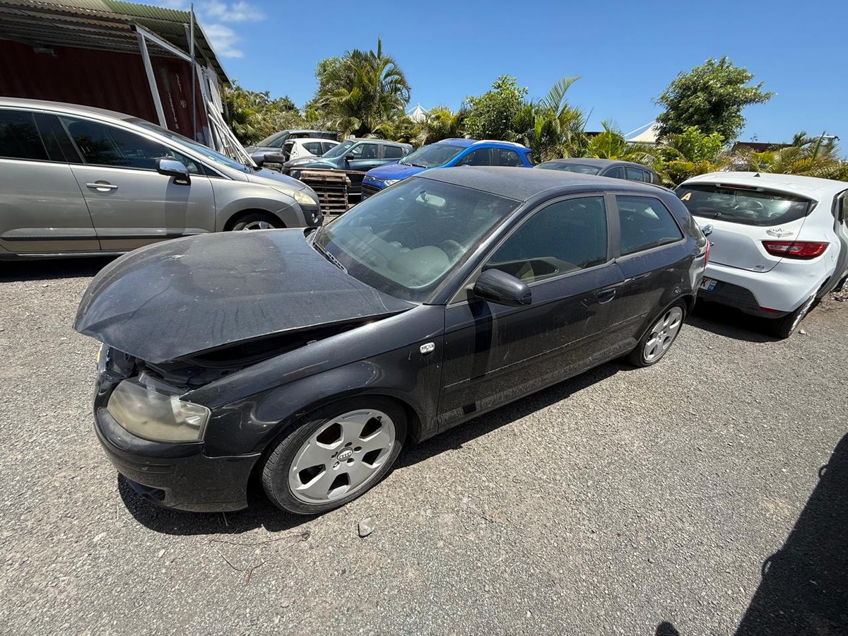 Audi A3 2.0 TDI VENDU EN ETAT MOTEUR HS SPORT AUTO 