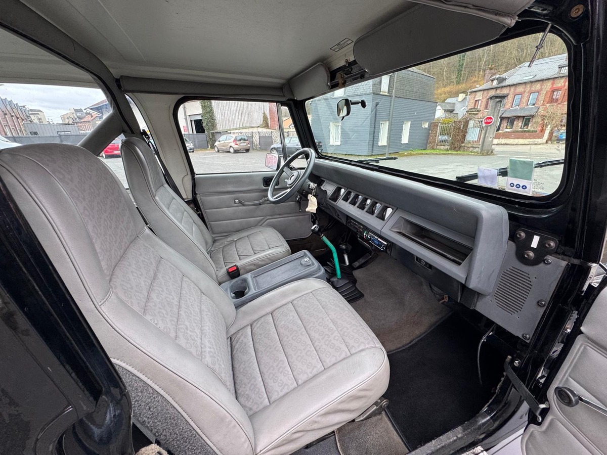 Jeep Wrangler 2.5 HARD TOP-Français-Garantie-Révisée