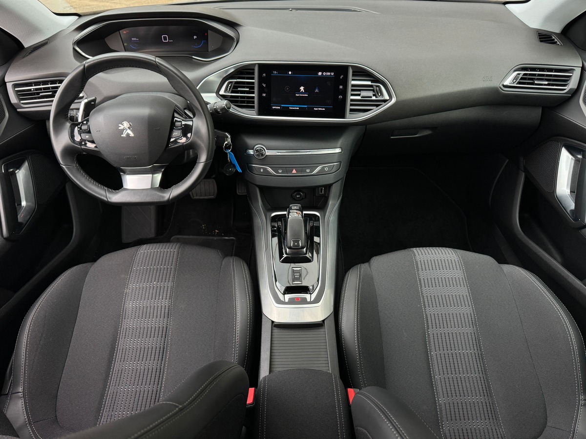 Peugeot 308 Allure Pack 1.2 EAT8 130 cv Boîte auto i-cockpit