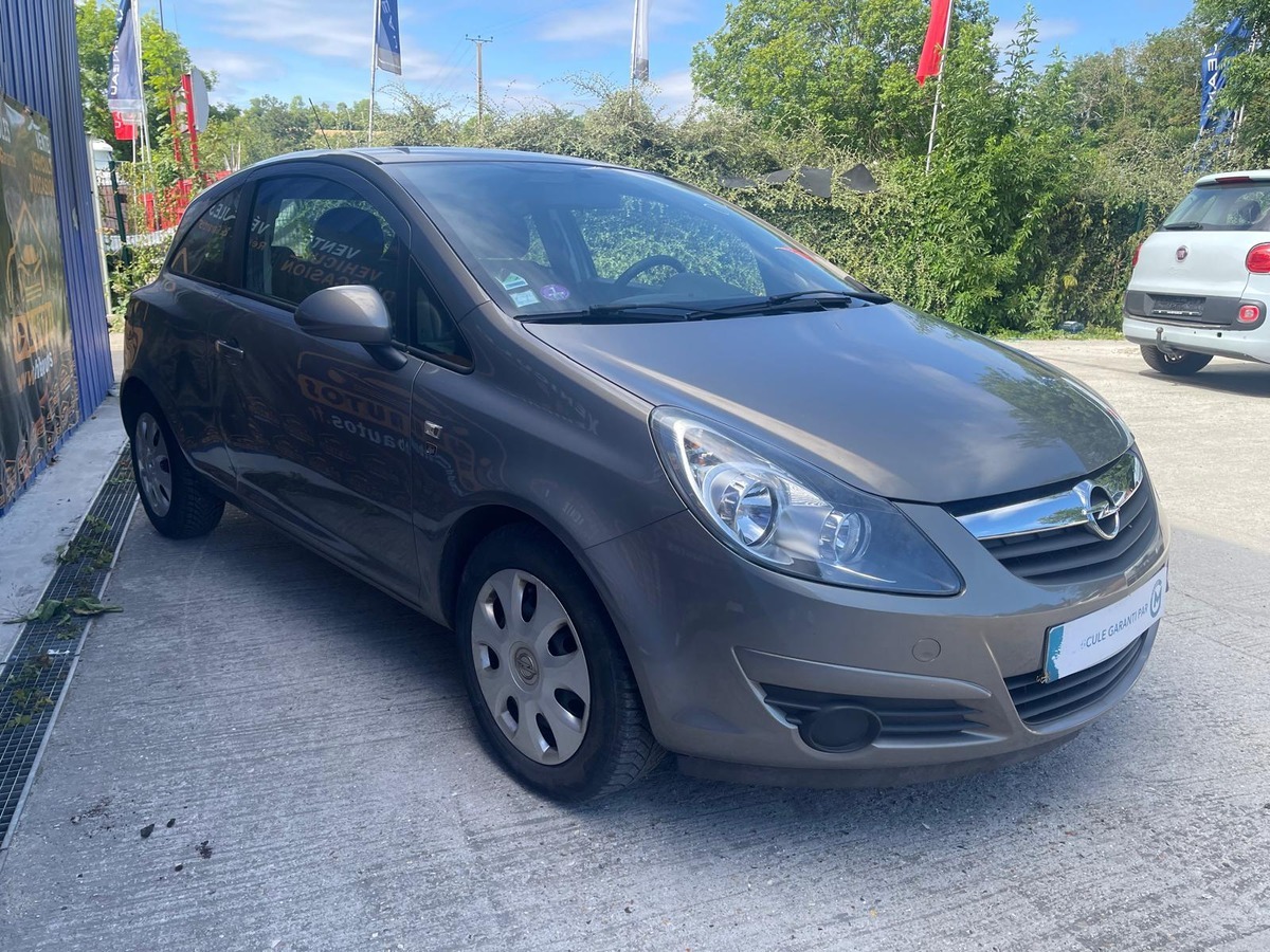 Opel Corsa ESSENCE/GPL.. paiement en 4 fois sans frais