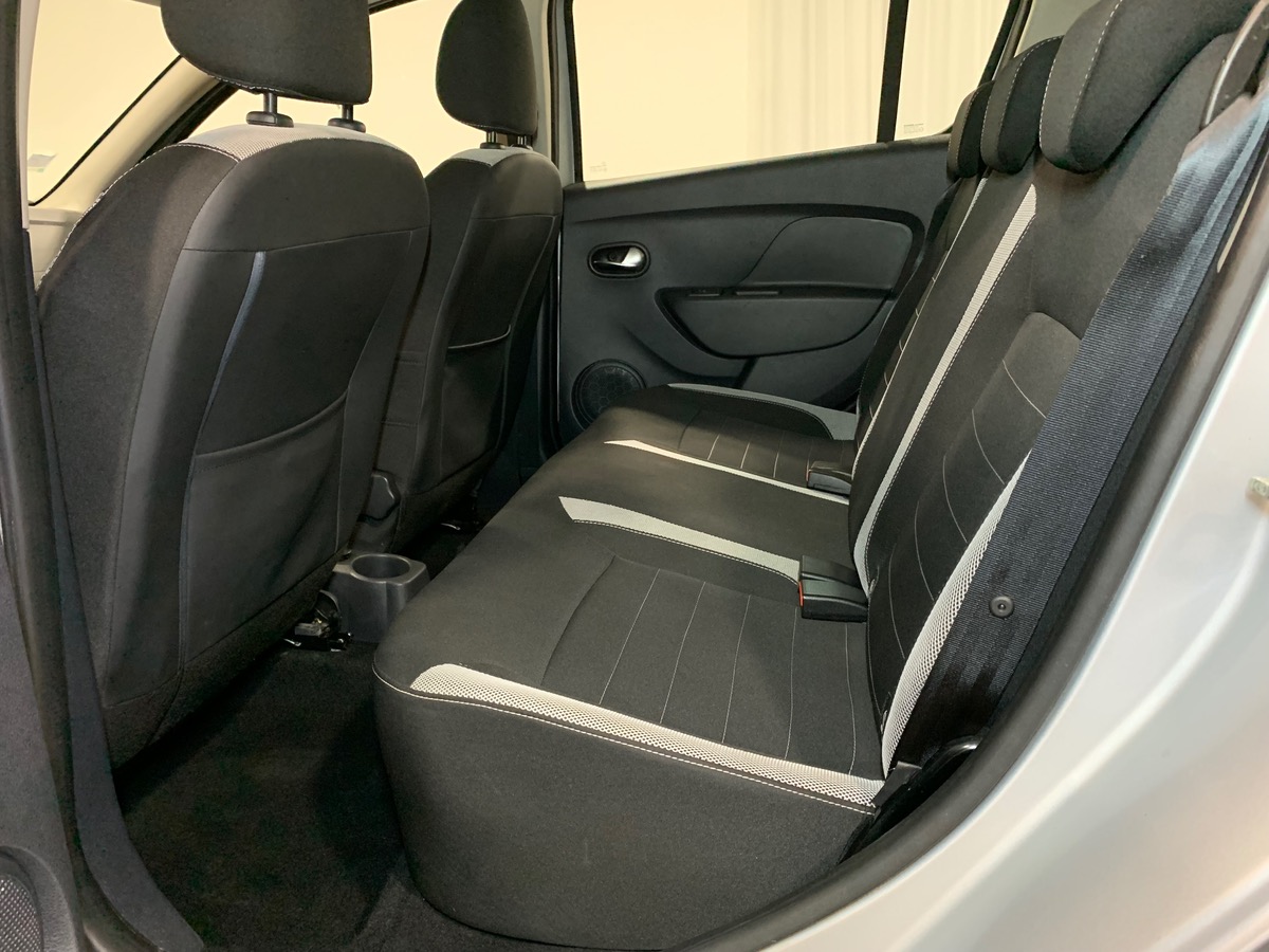 Dacia Sandero II (2) STEPWAY 1.5 DCI 90