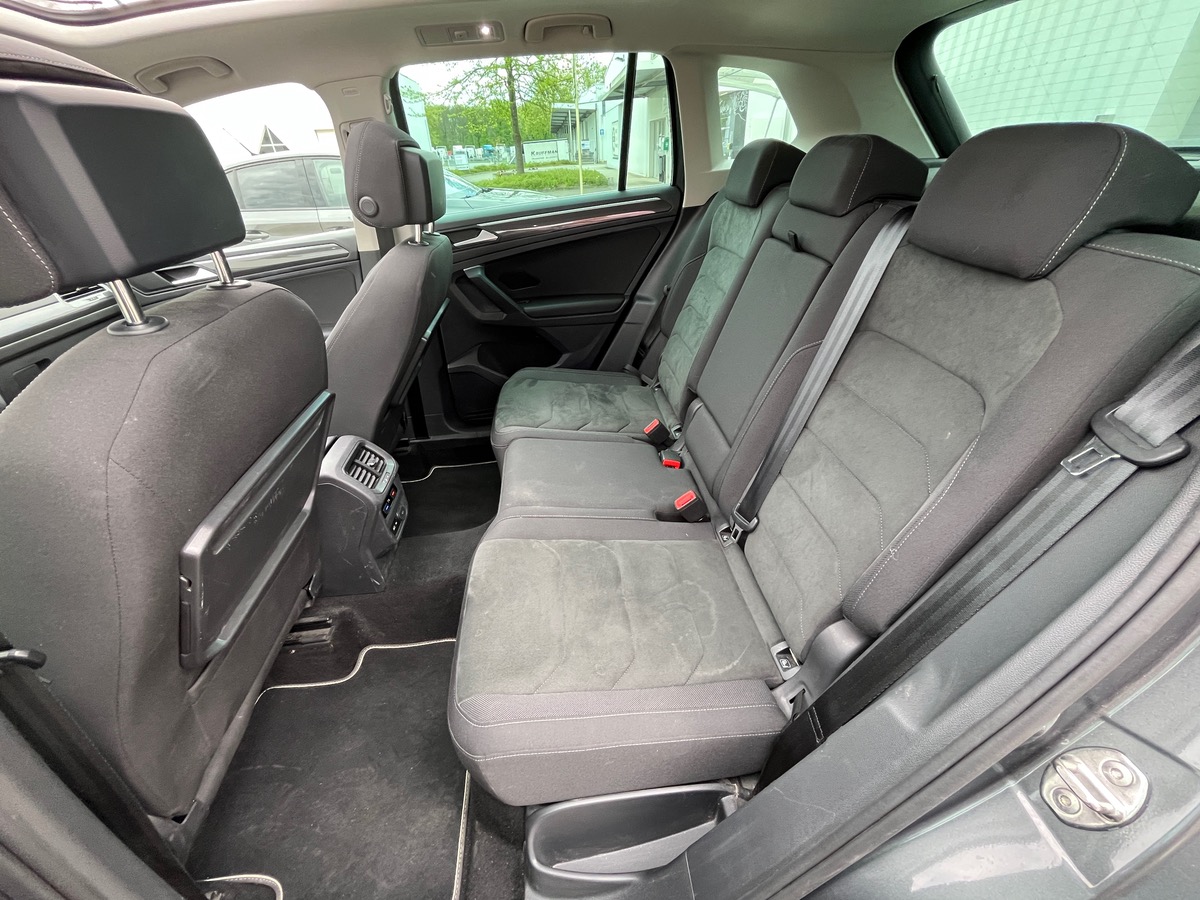 Volkswagen Tiguan 2.0 TDI 150ch DSG7 CARAT R-LINE , Suivi complet, Toit ouvrant, I-Cockpit