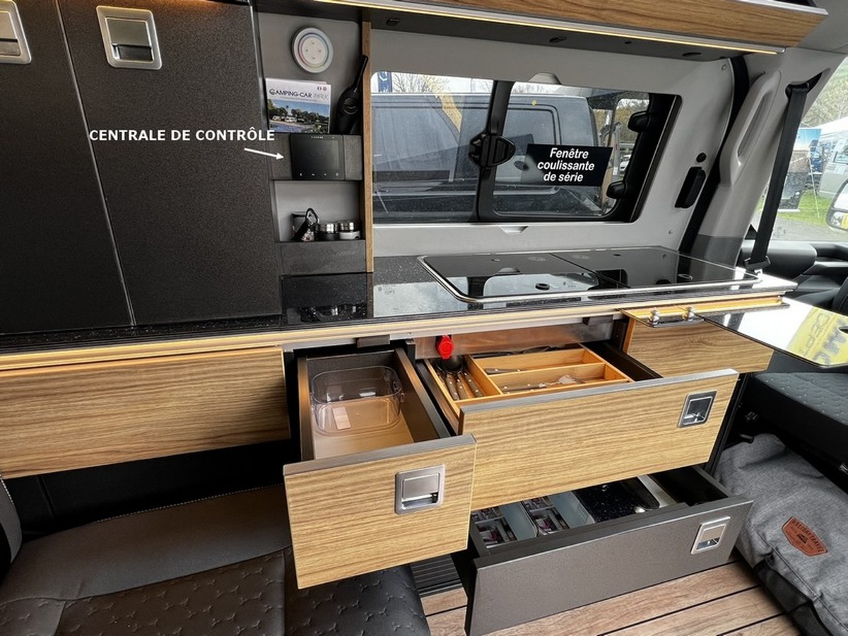 Ford TRANSIT CUSTOM Nouveau Ford Tourneo Camper TRIOSTYLE - REIMO by ECO CAMPERS