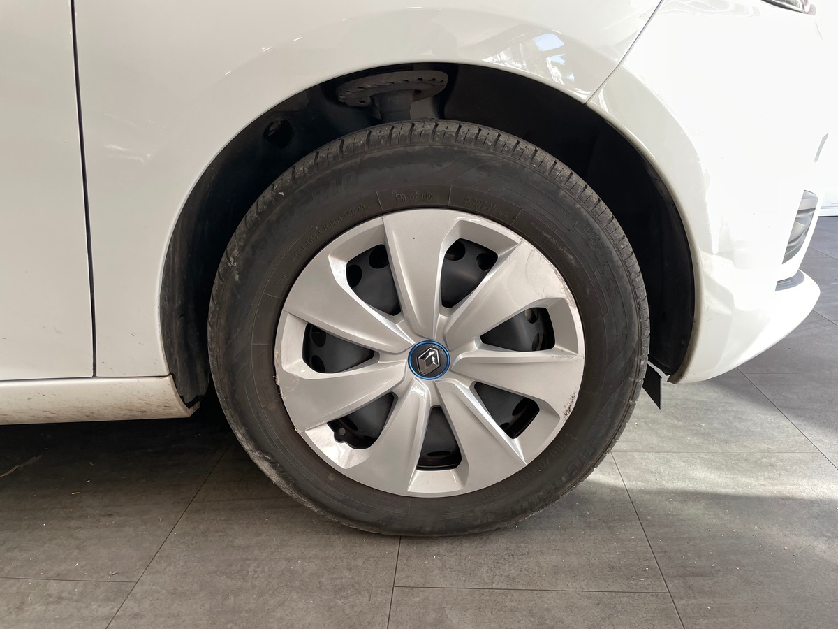 RENAULT Zoe R110 life 40KWH location charge