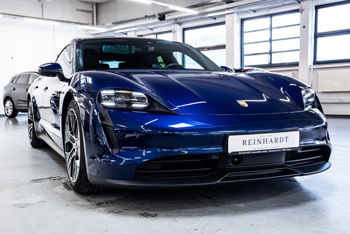 Porsche Taycan 4S avec batterie performance plus / Bose
