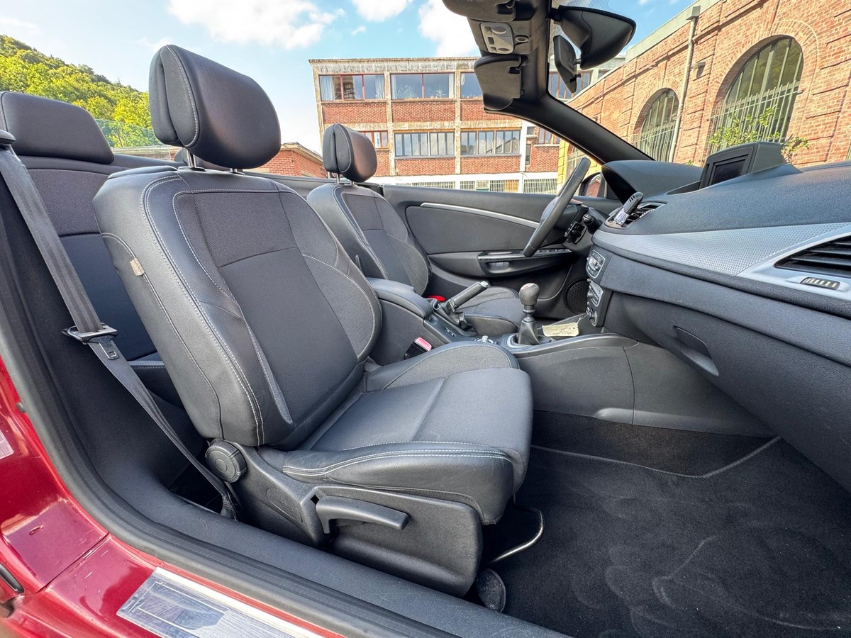 RENAULT Megane Cab 1.5 dci 110 Dynamique