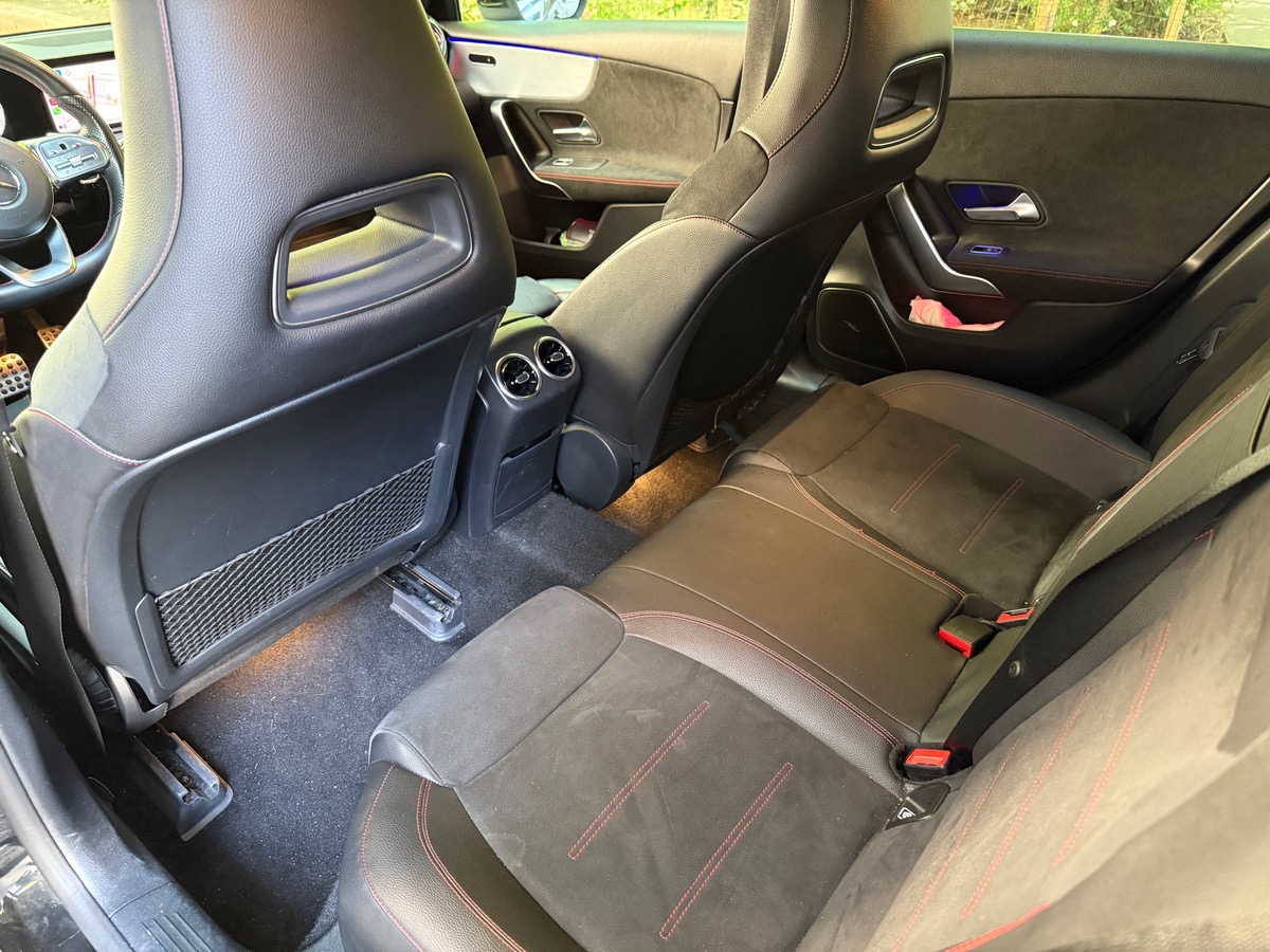 Mercedes-Benz Classe A 200 AMG LINE 163cv Carplay