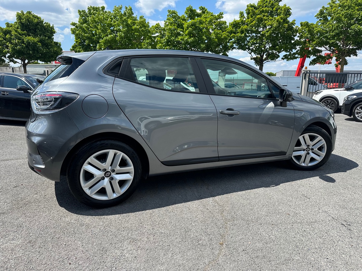 RENAULT Clio V FACELIFT 1.0 TCE 90CH / PRIX HORS TAXE POUR L'EXPORT