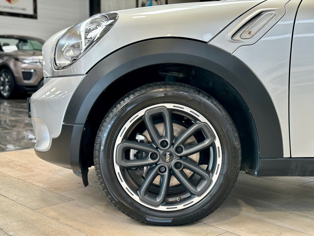 Mini Countryman (2) LCI Cooper 1.6 i 122 TO/Cuir b