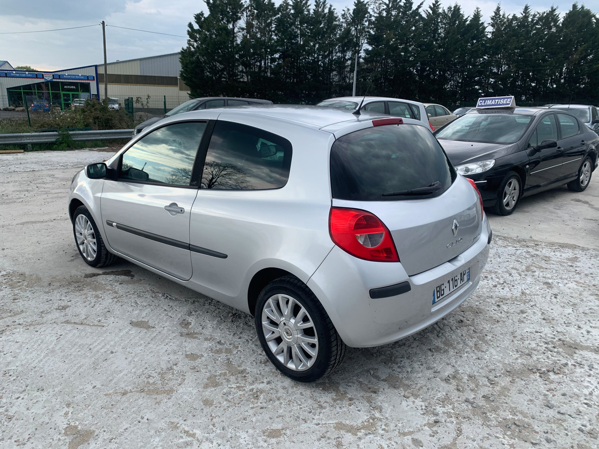 RENAULT Clio 1.5 dci - 85CH EXCEPTION 136037KM