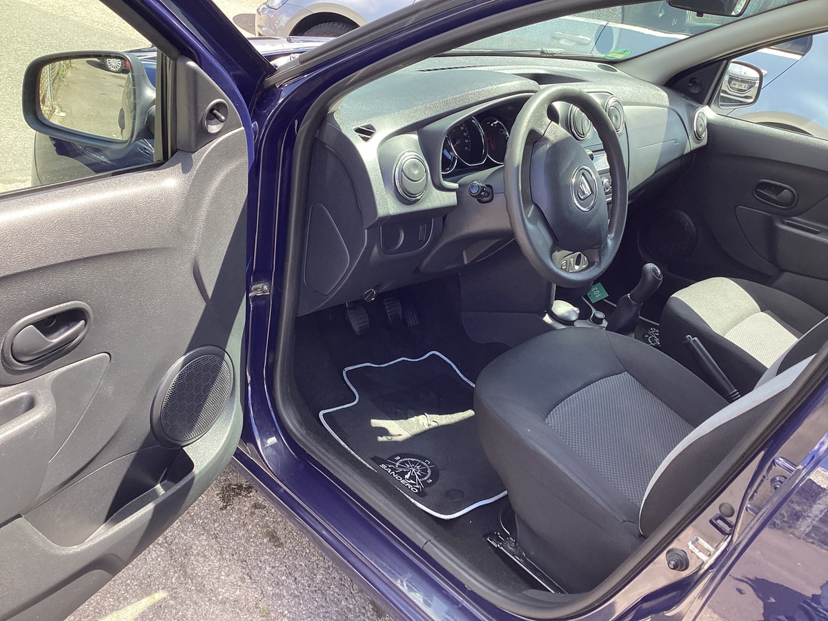 Dacia Sandero 1.2 Ambiance  très belle