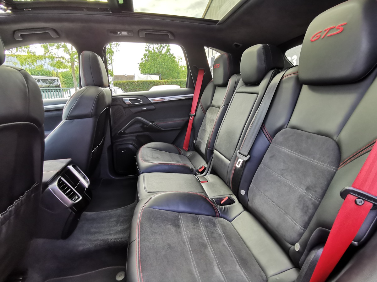 Porsche Cayenne GTS 440 BOSE full options FR