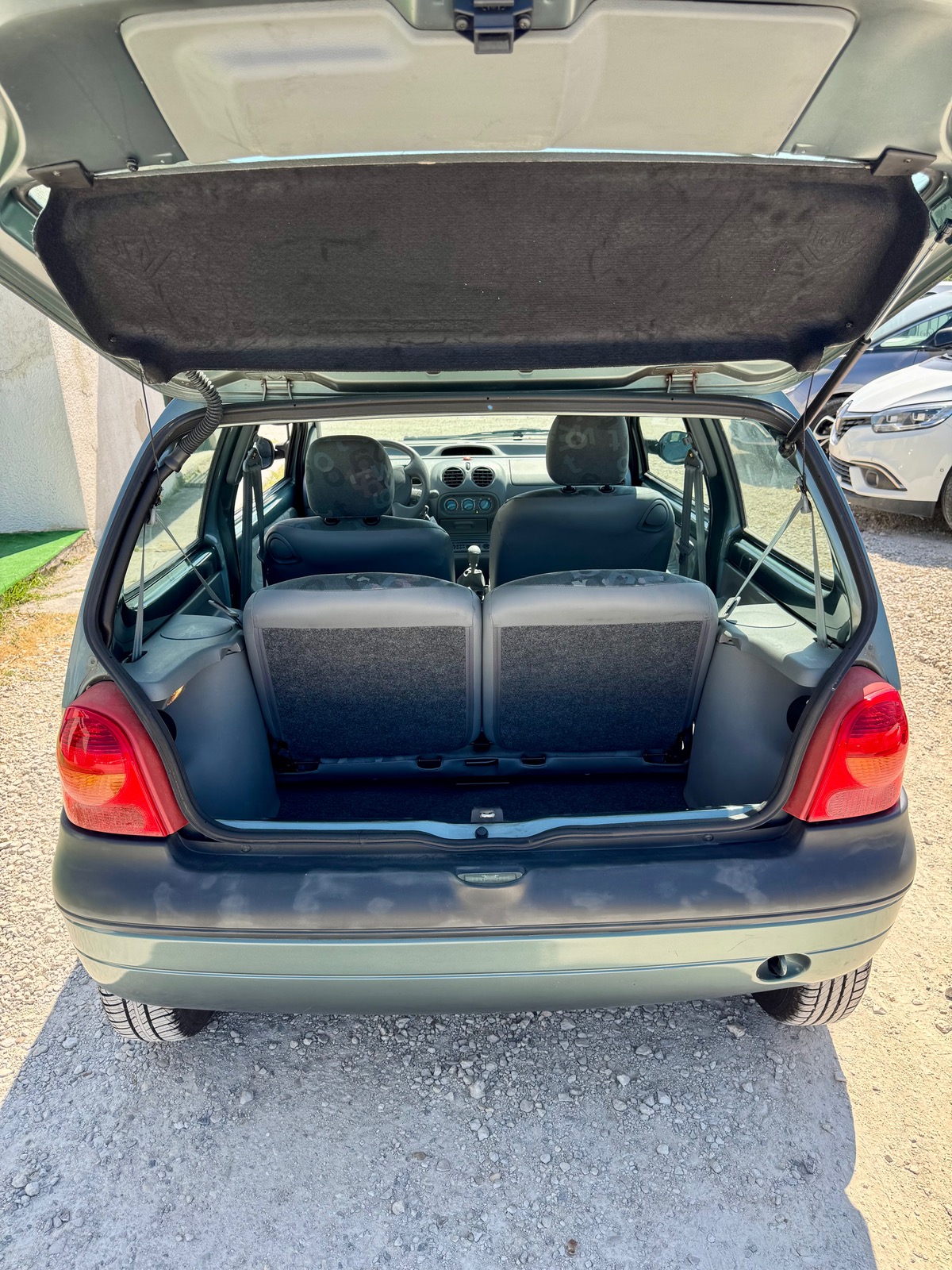RENAULT Twingo 1.2 EMOTION 60 CV FAIBLE KILOMÉTRAGE SUIVI CONCESSION