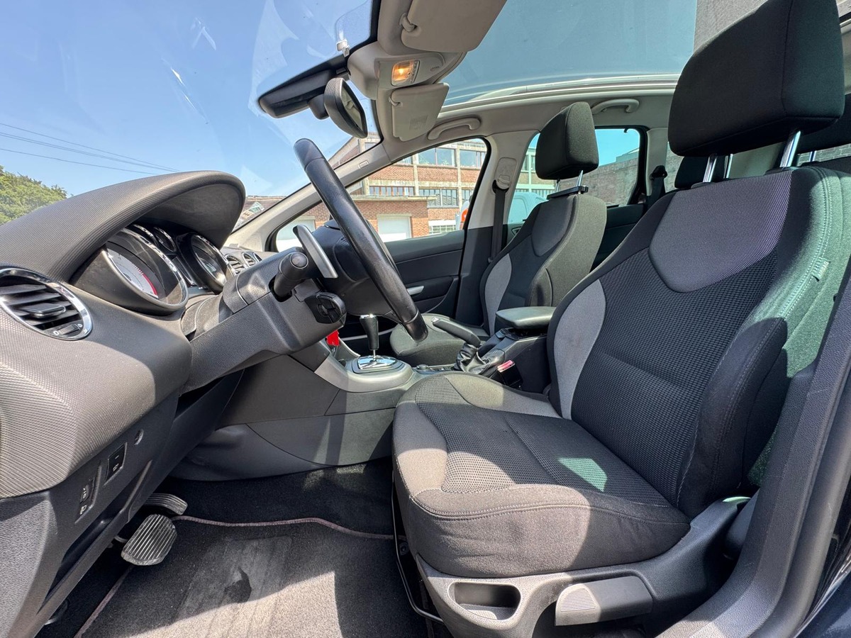Peugeot 308 SW 1.6 e-hdi 112cv Active - garantie