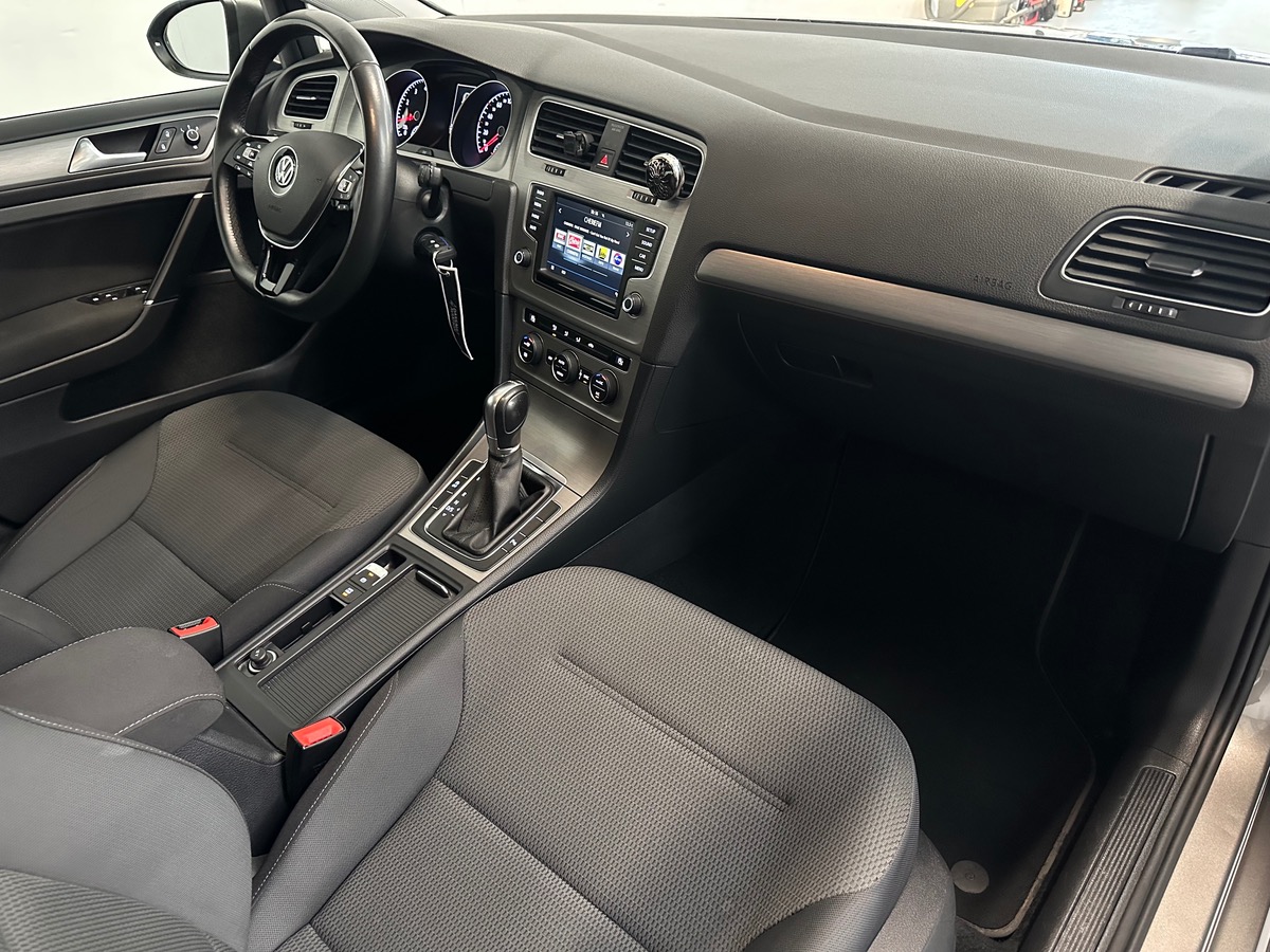 Volkswagen Golf 1.4 TSI 125cv Bluemotion Technologie DSG7 Confortline