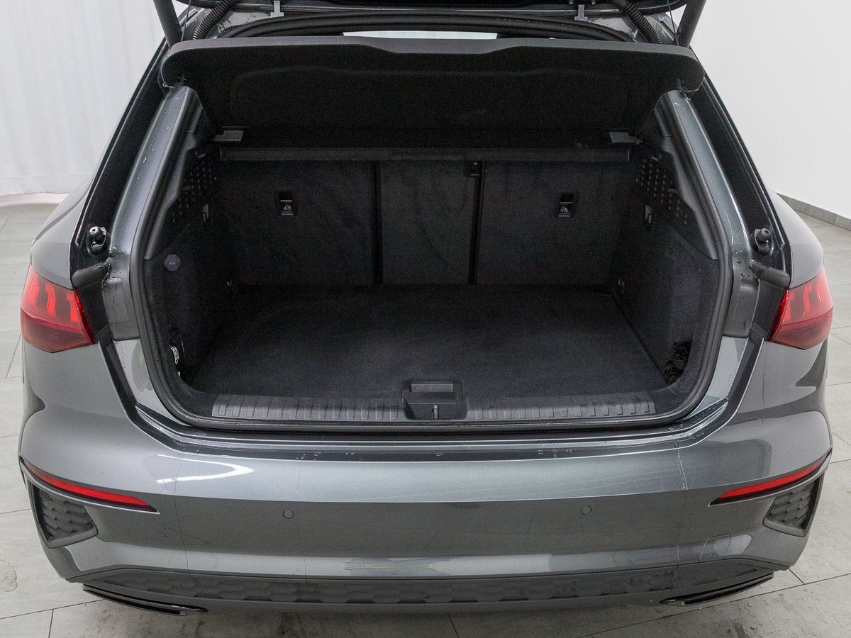 Audi A3 Sportback IV 40 TDI 200ch S line quatro gris daytona