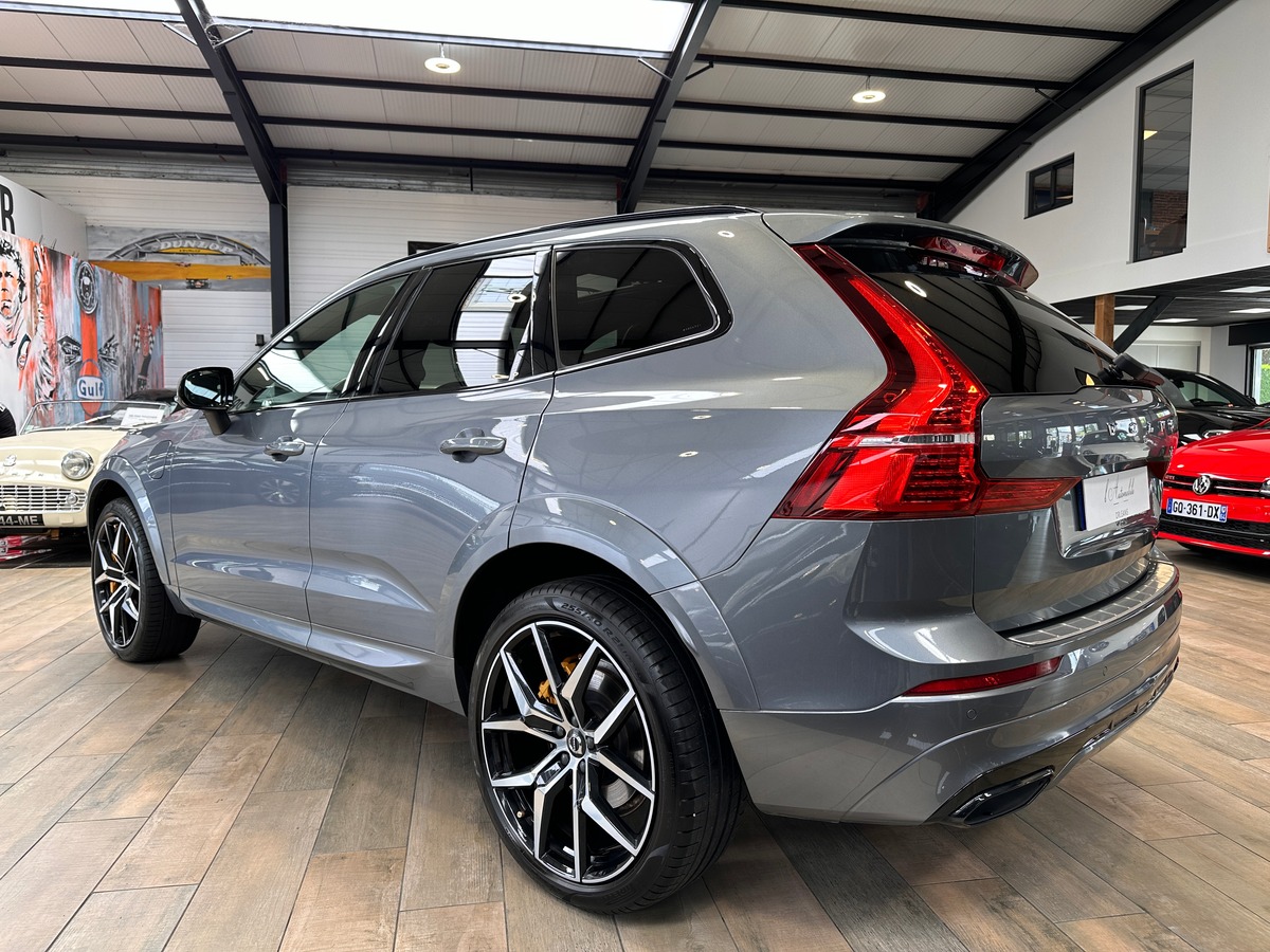 Volvo XC60 T8 AWD 318 + 87ch POLESTAR Engineered Geartronic / HARMAN KARDON / ATTELAGE ELECTRIQUE