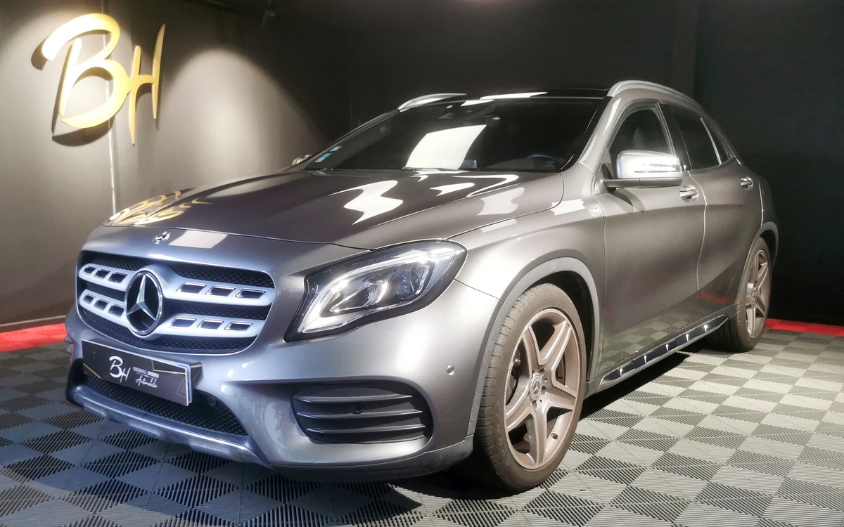 Image: Mercedes Benz GLA 180 Phase 2  1.6 i 122 cv 7G-DCT Fascination AMG