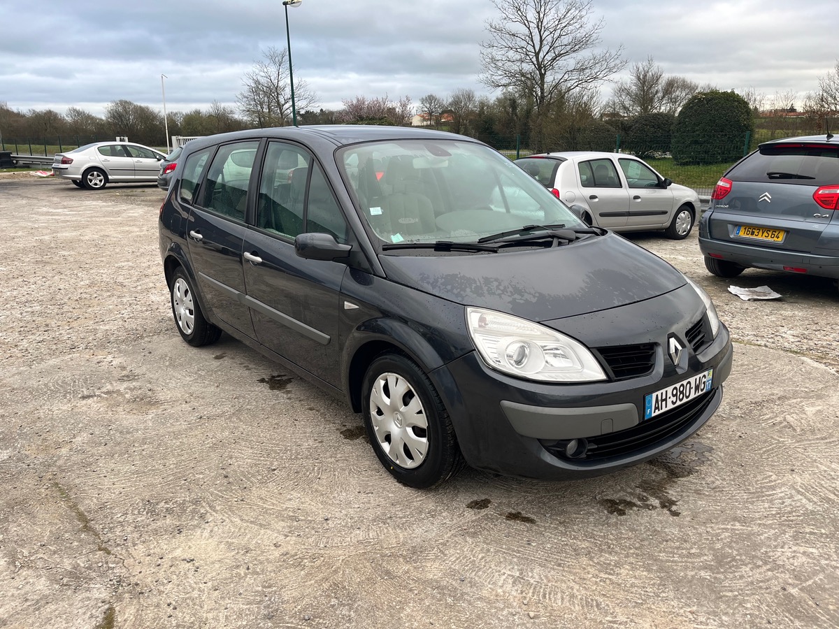 RENAULT Grand Scenic 1.5 DCI 105ch 145605km