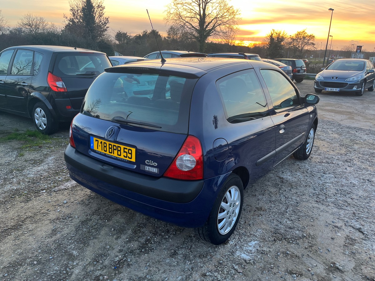 RENAULT Clio 110111km