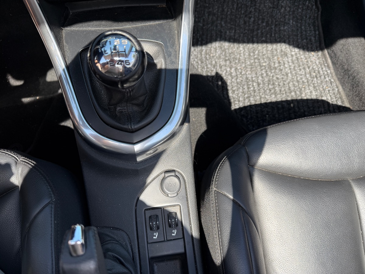 Peugeot 308 CC 1.6 156 cv Féline, Sièges chauffants, Sono JBL, Suivi Complet