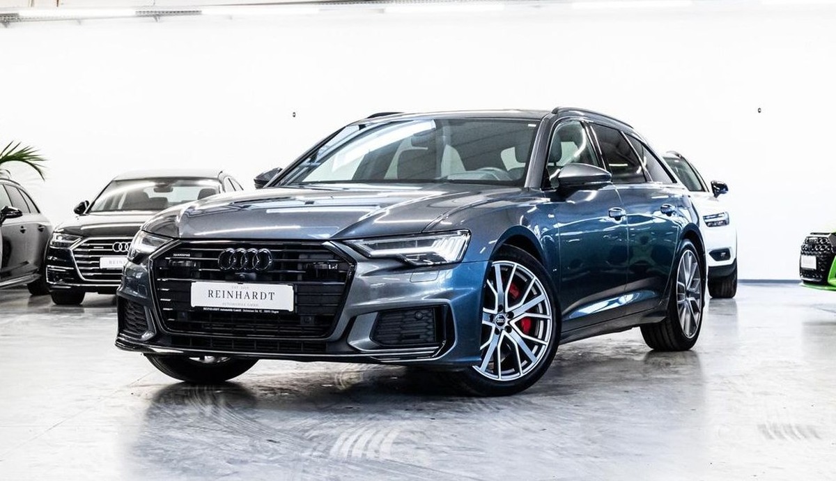 Audi A6 Avant 55 TFSI e 367ch Compétition quattro S tronic 7 B&O Toit ouvrant Attelage