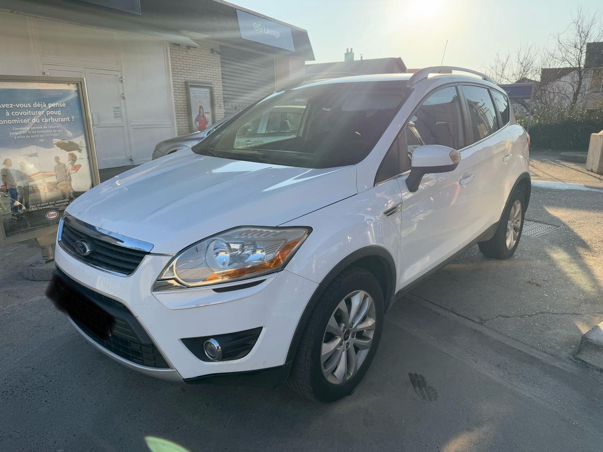 Ford Kuga 2.0 TDCI TITANIUM 4X4  CARNET ENTRETIEN TOIT PANO 