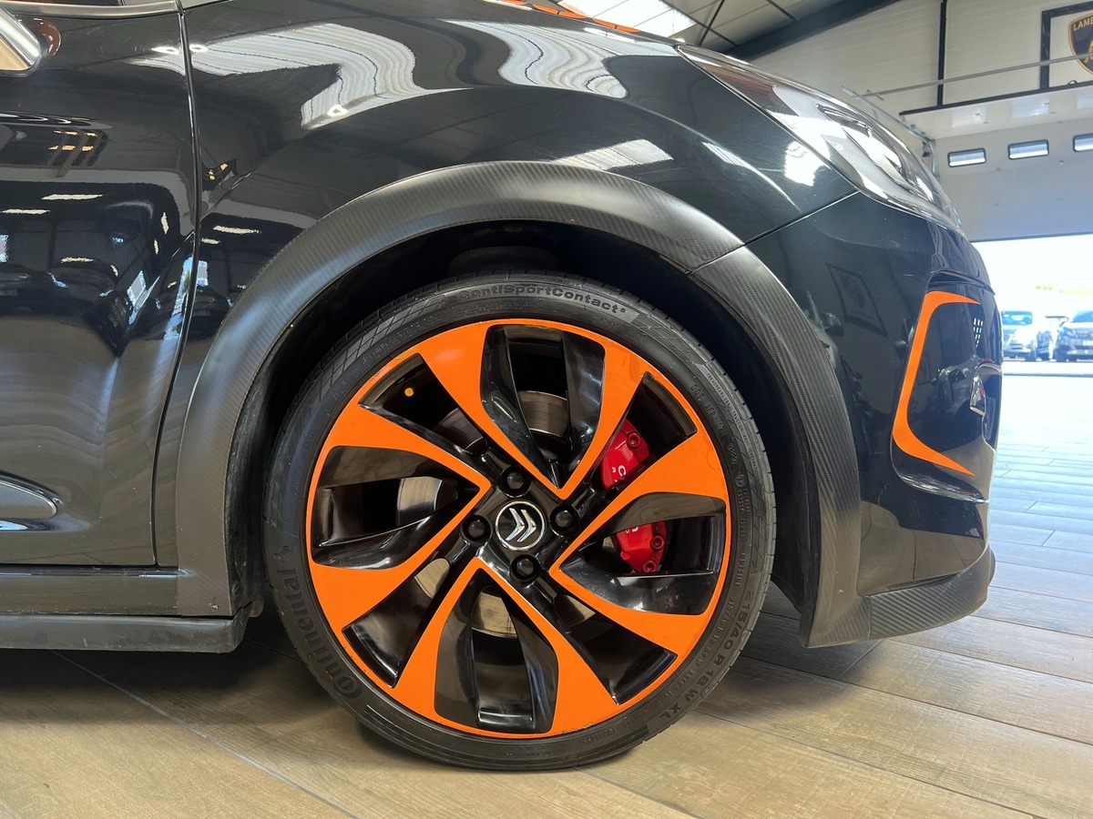 Citroën DS3 RACING 1.6 THP 203  FEUX + ECHAPPEMENT