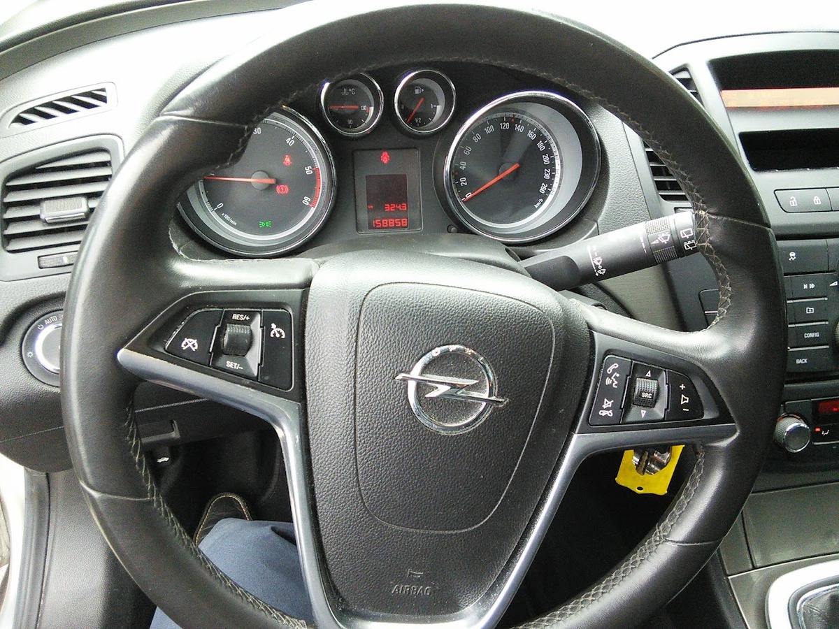 Opel Insignia A Hatchback 2.0 CDTI  130 CLIM