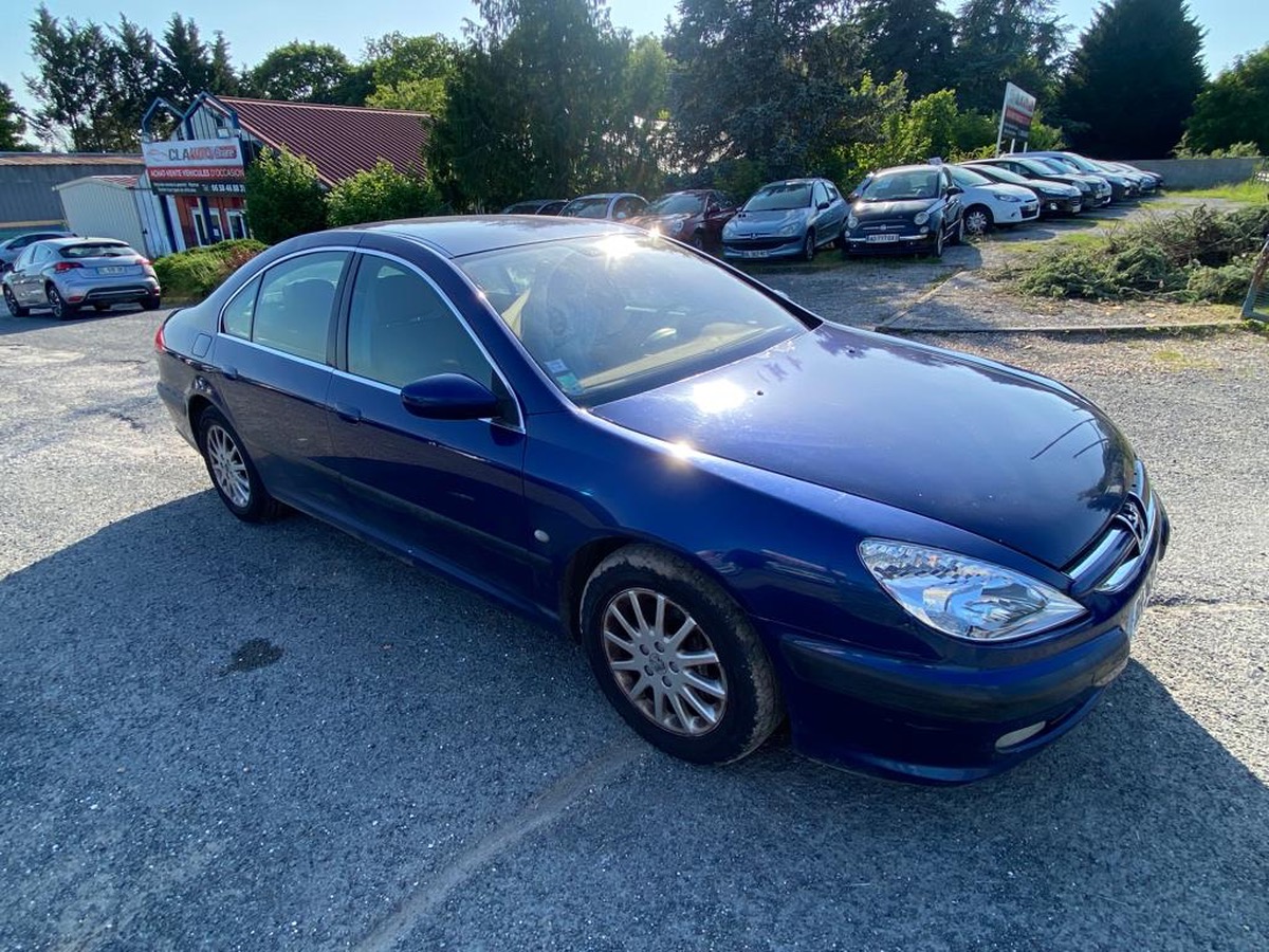 Peugeot 607 3.0l v6 206cv bonne état 263001km