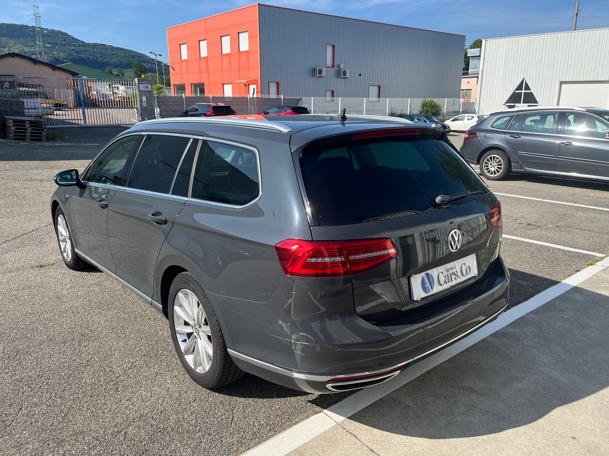 Volkswagen Passat Break SW 2.0 TDI 4Motion DSG6 190cv Finition Carat, attelage, Suivi Complet.