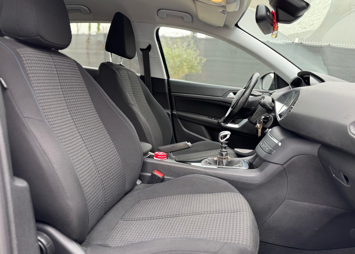 Peugeot 308 II (2) 1.5 BLUEHDI 100 S&S STYLE