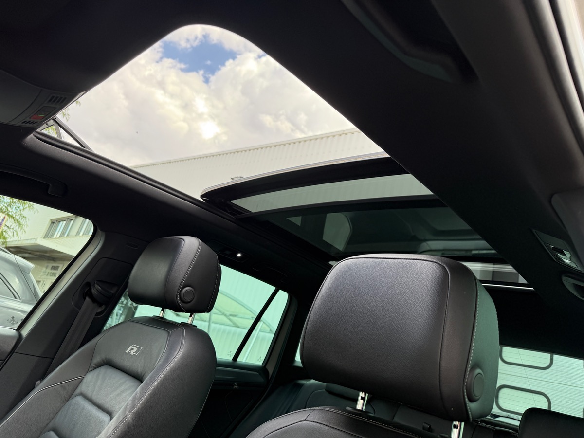 Volkswagen Tiguan BI-TDI 240 4Motion DSG R-line, Virtual Cockpit, Toit Ouvrant, Dynaudio,