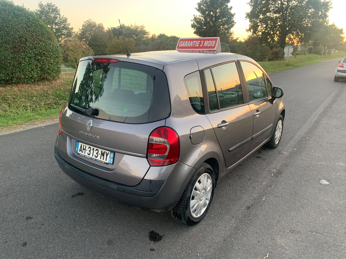 RENAULT Modus grand 1.2i 16v 92898KM