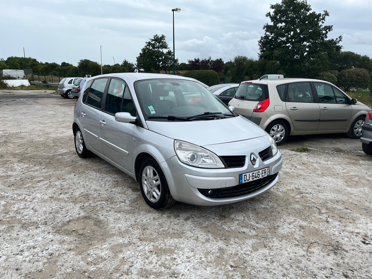 RENAULT Megane scenic 1.5 dci - 105CH 162383km