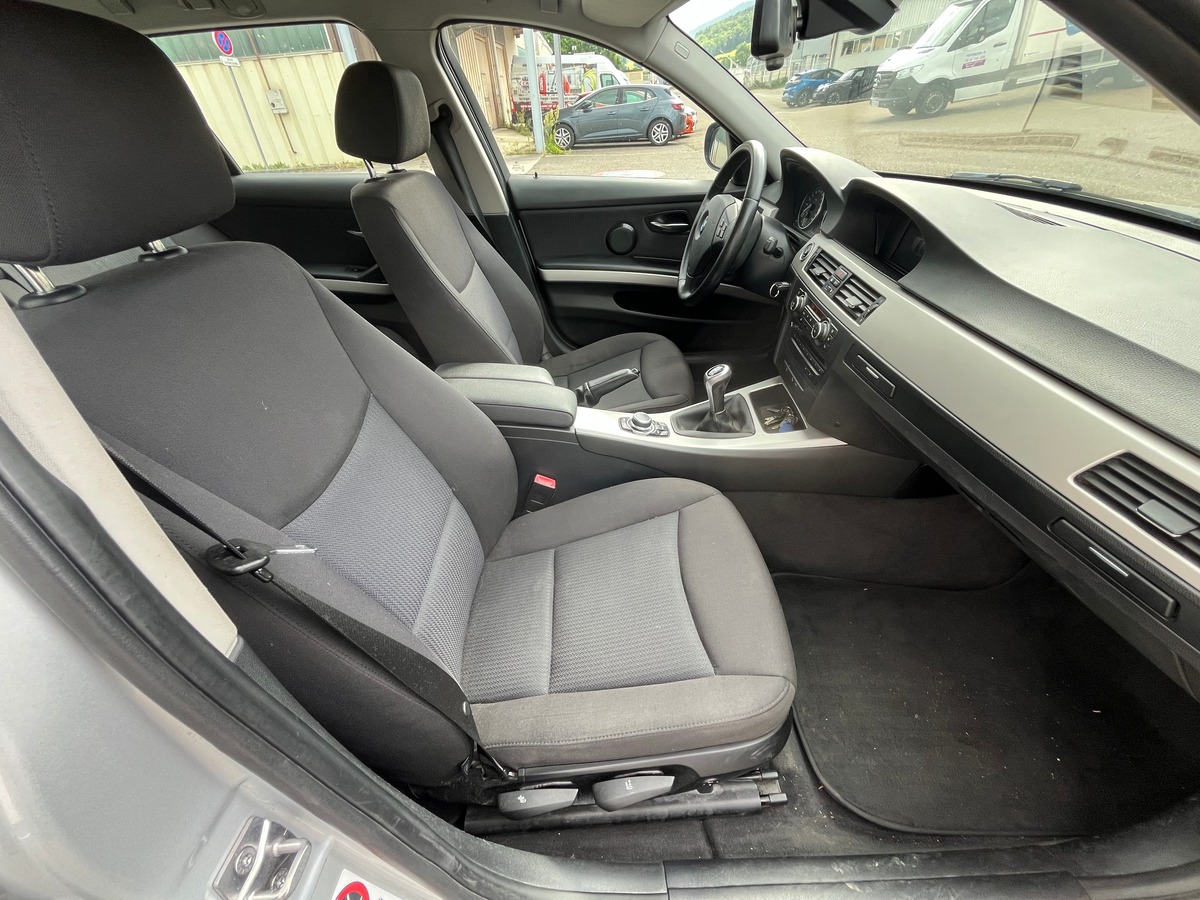 Bmw 320D XDRIVE 184ch, RADAR AVANT ARRIERE, SIEGES CHAUFFANT, REGULATEUR, LIMITEUR