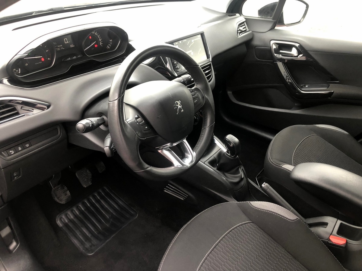 Peugeot 208 ph.2 1.6 BlueHdi 100 BUSINESS GPS