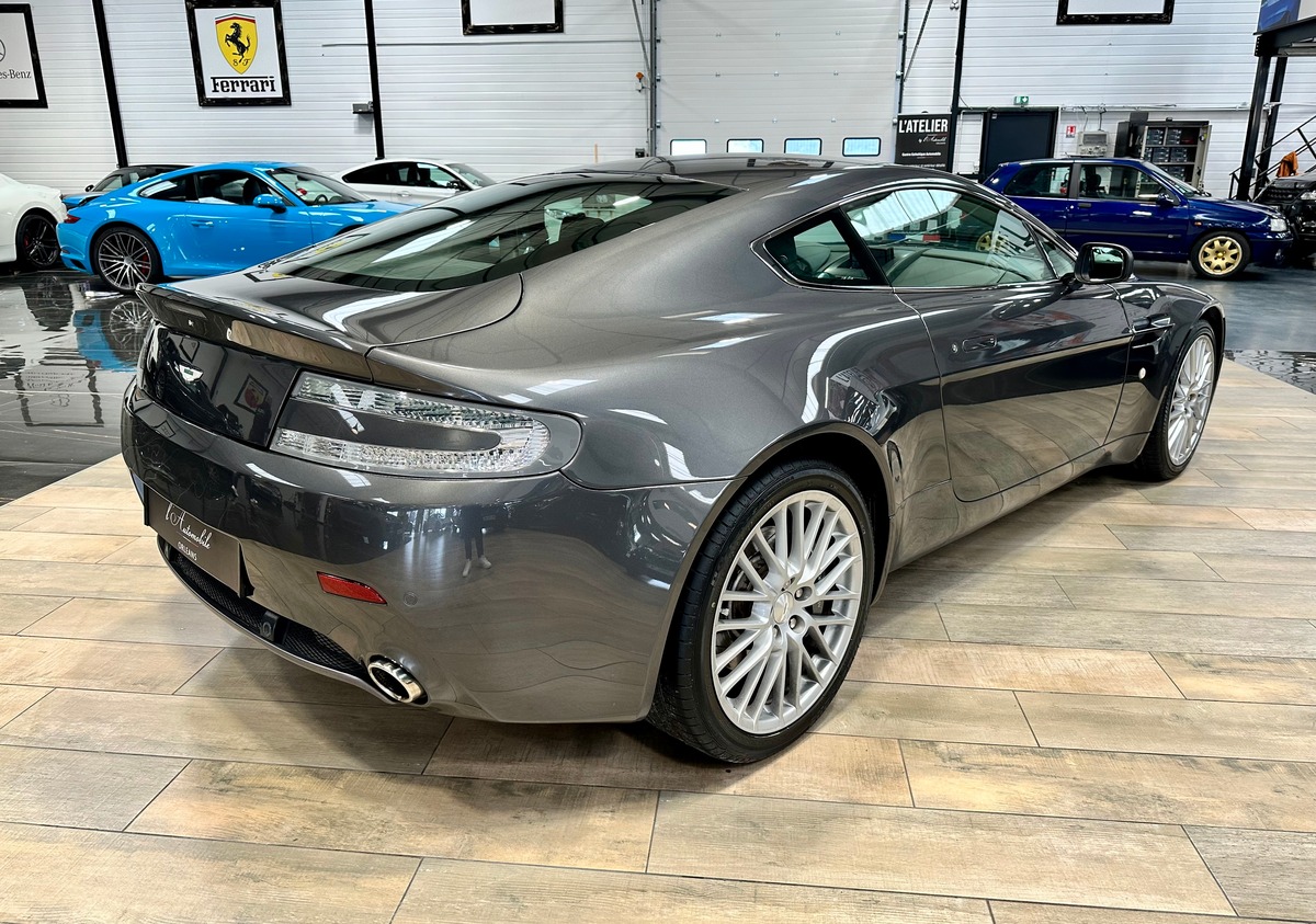 Aston Martin V8 Vantage 4.7 426 cv Sportshift BVS 7 FRANCE