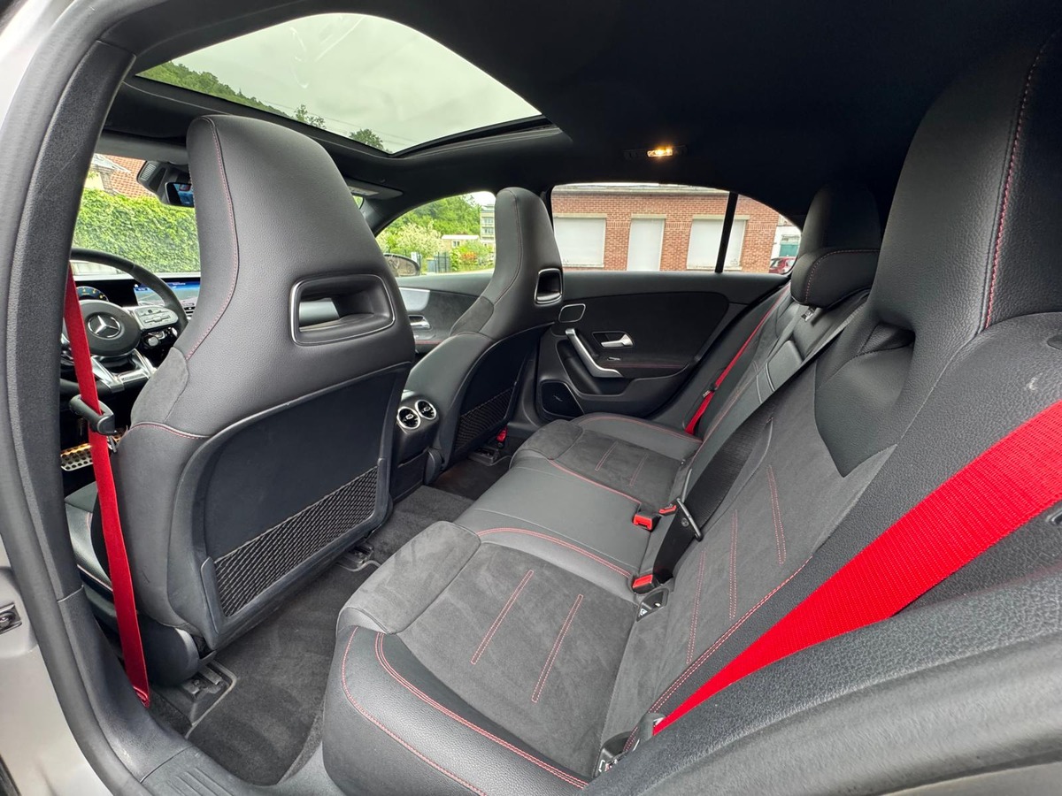 Mercedes-Benz Classe A 45 S AMG 2.0 4MATIC 8G 421 cv