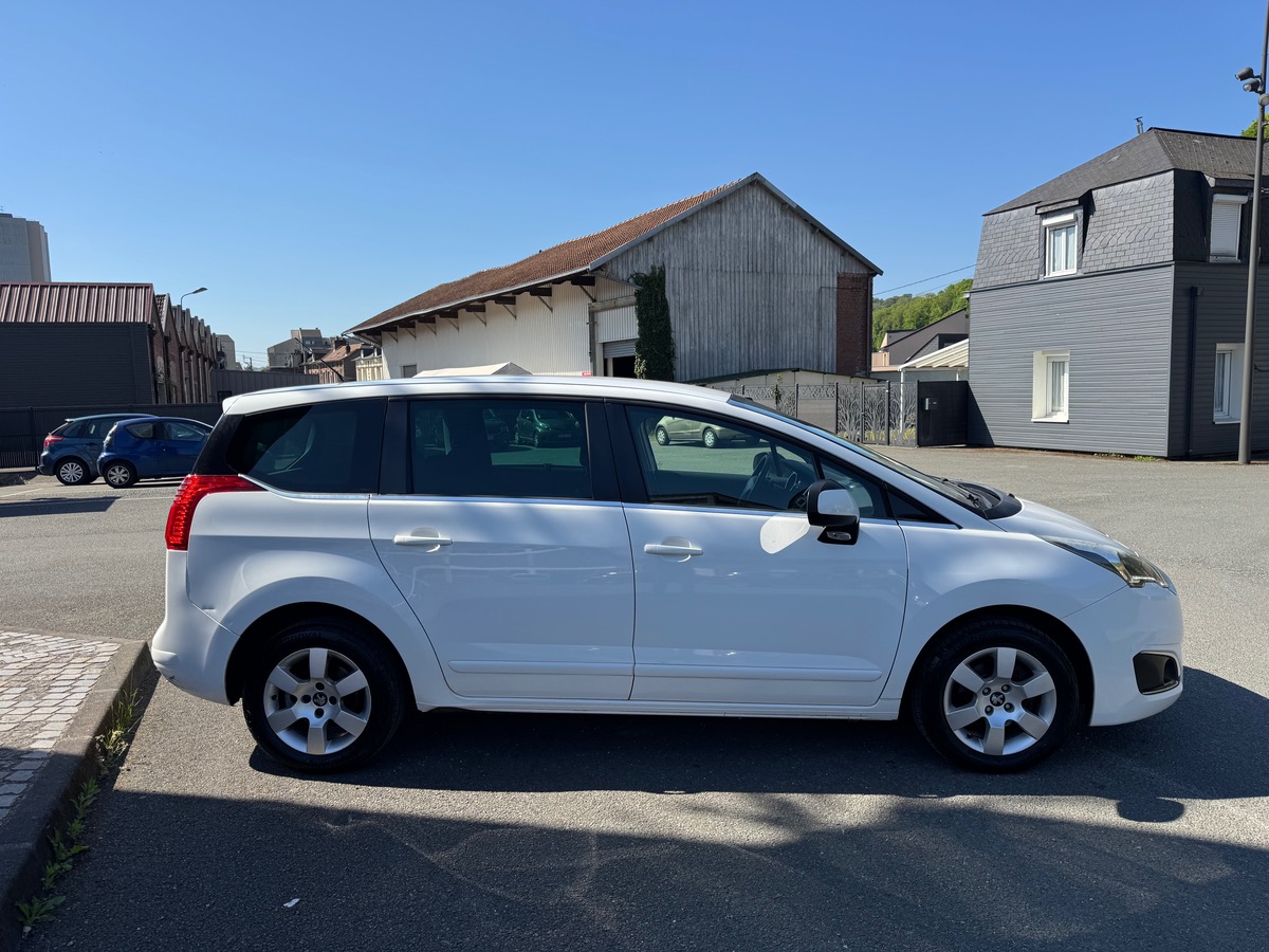 Peugeot 5008 1.6 E-HDI 115CH BUSINESS PACK BVA
