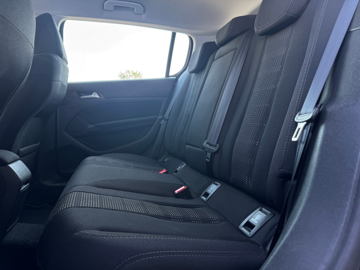 Peugeot 308 Allure II (T9) 1.2 e-THP 130 cv - Boîte auto - Distribution OK