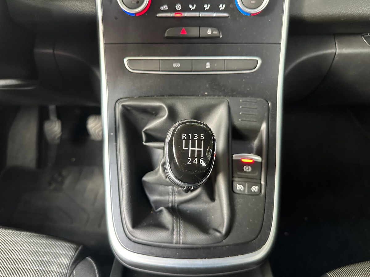 RENAULT Scenic IV 1.5 dCi energy Business 110ch