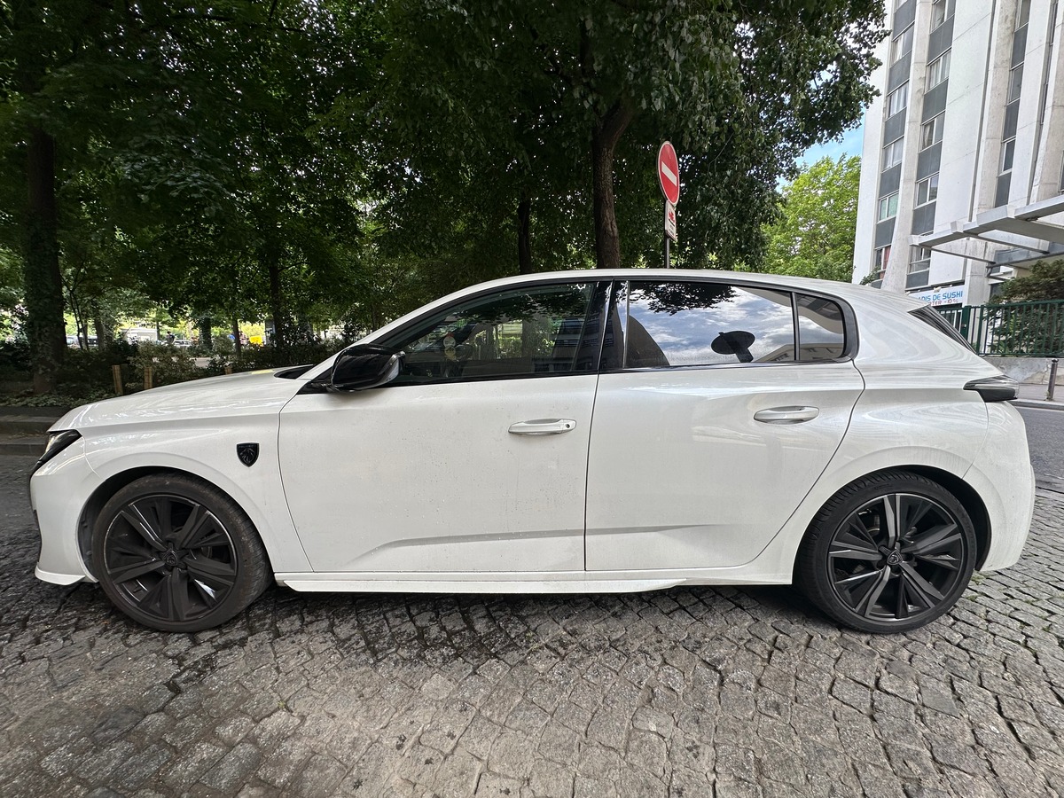 Peugeot 308 GT Pack EAT8 130ch Toit Ouvrrant