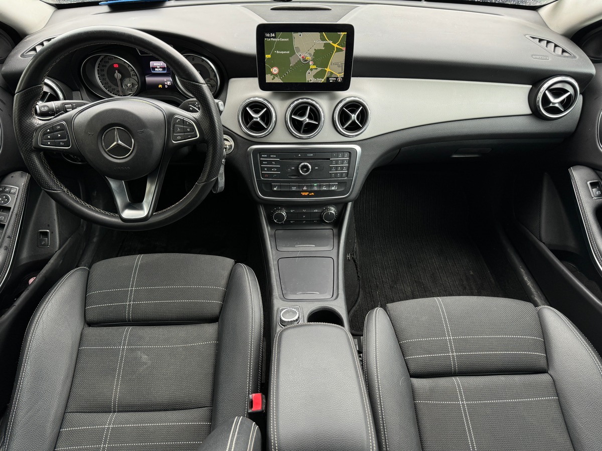 Mercedes-Benz GLA 200 AMG line 1.6 i Turbo 7G-DCT 156 cv