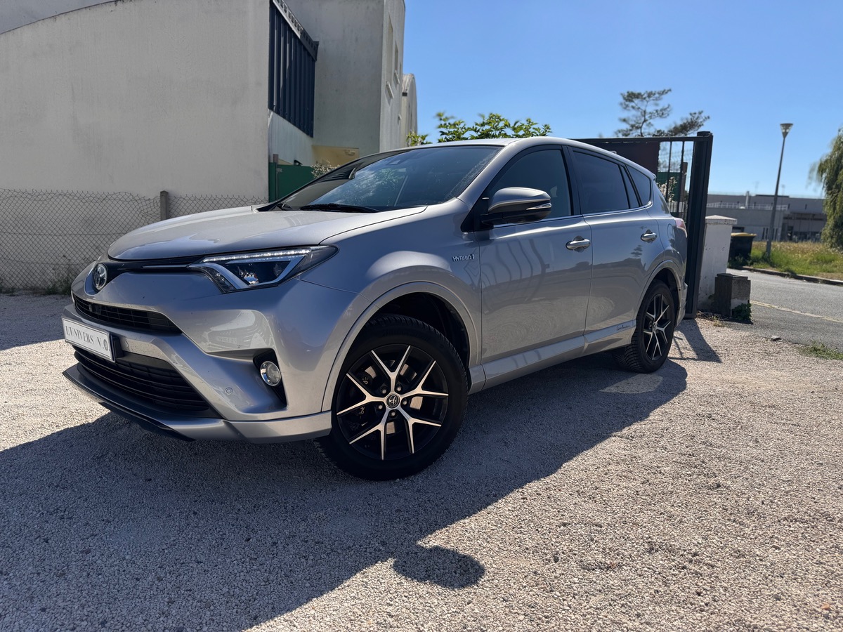 Toyota RAV4 2.5 197h AWD