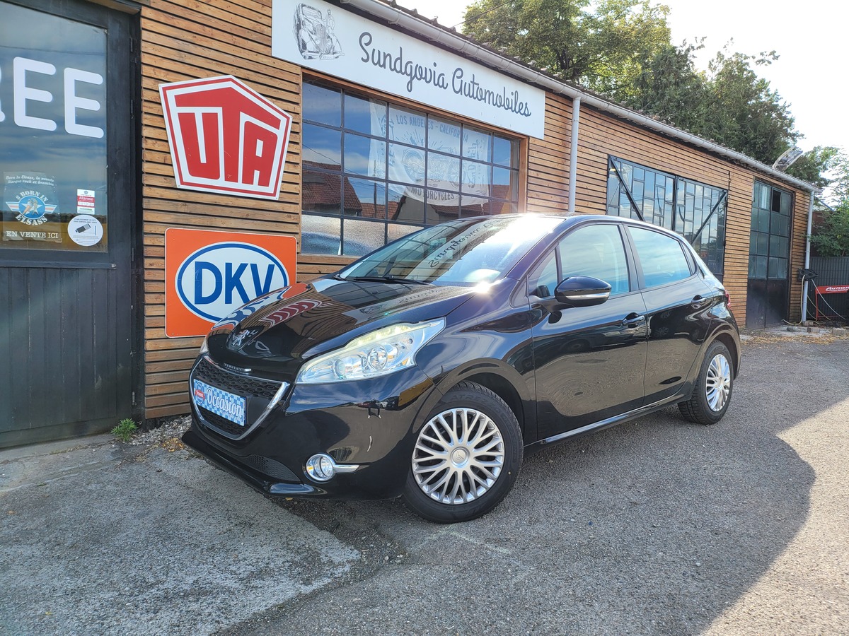 Peugeot 208 1,2 82 ch 4 cv