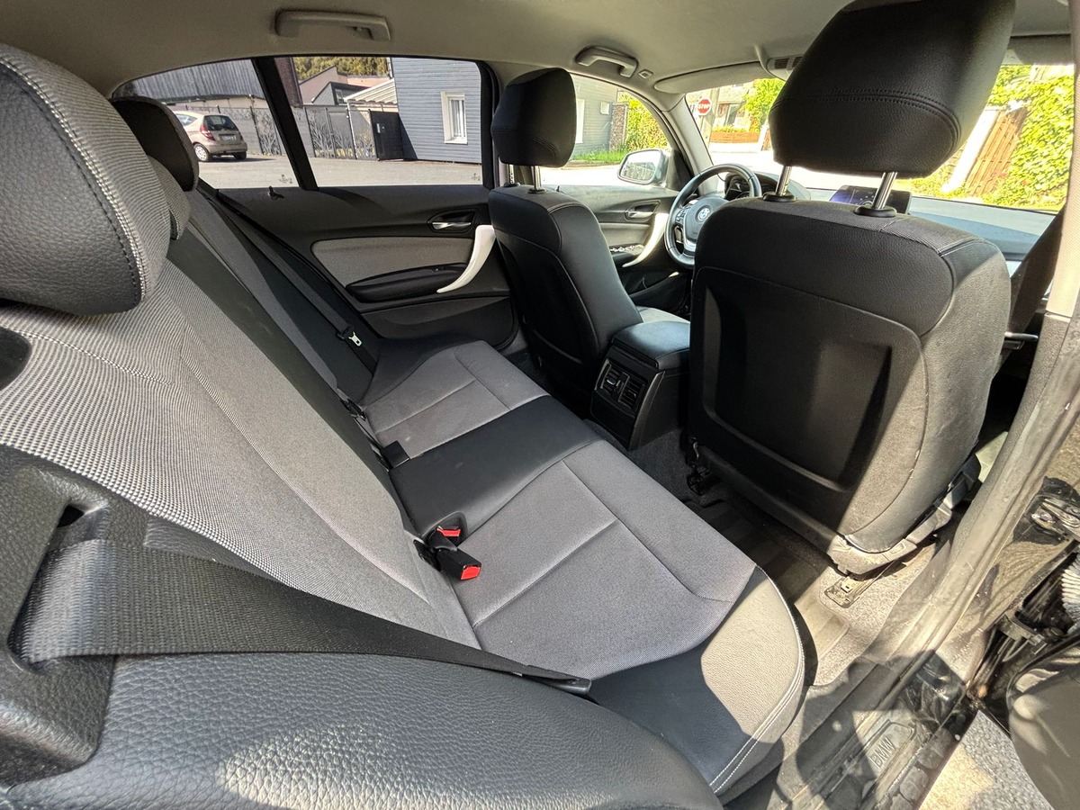 Bmw Série 1 F20 5 Portes 116D LOUNGE BVA6 - Révisée