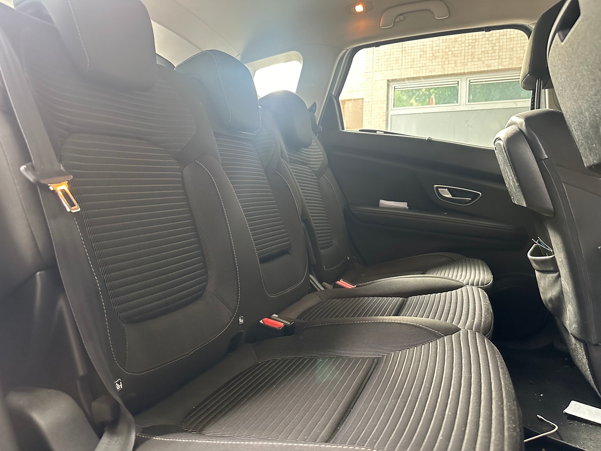 RENAULT Scenic IV 1.5 dCi energy Business 110ch